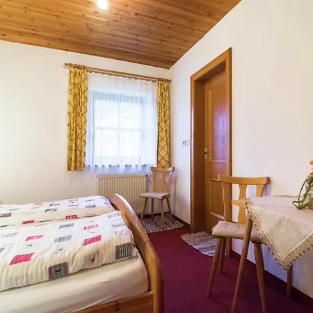 In With Stunning Mountain Views, Cleaning Included Lejlighed