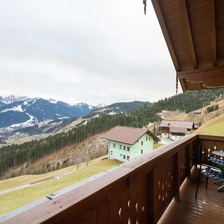 In With Stunning Mountain Views, Cleaning Included Lejlighed